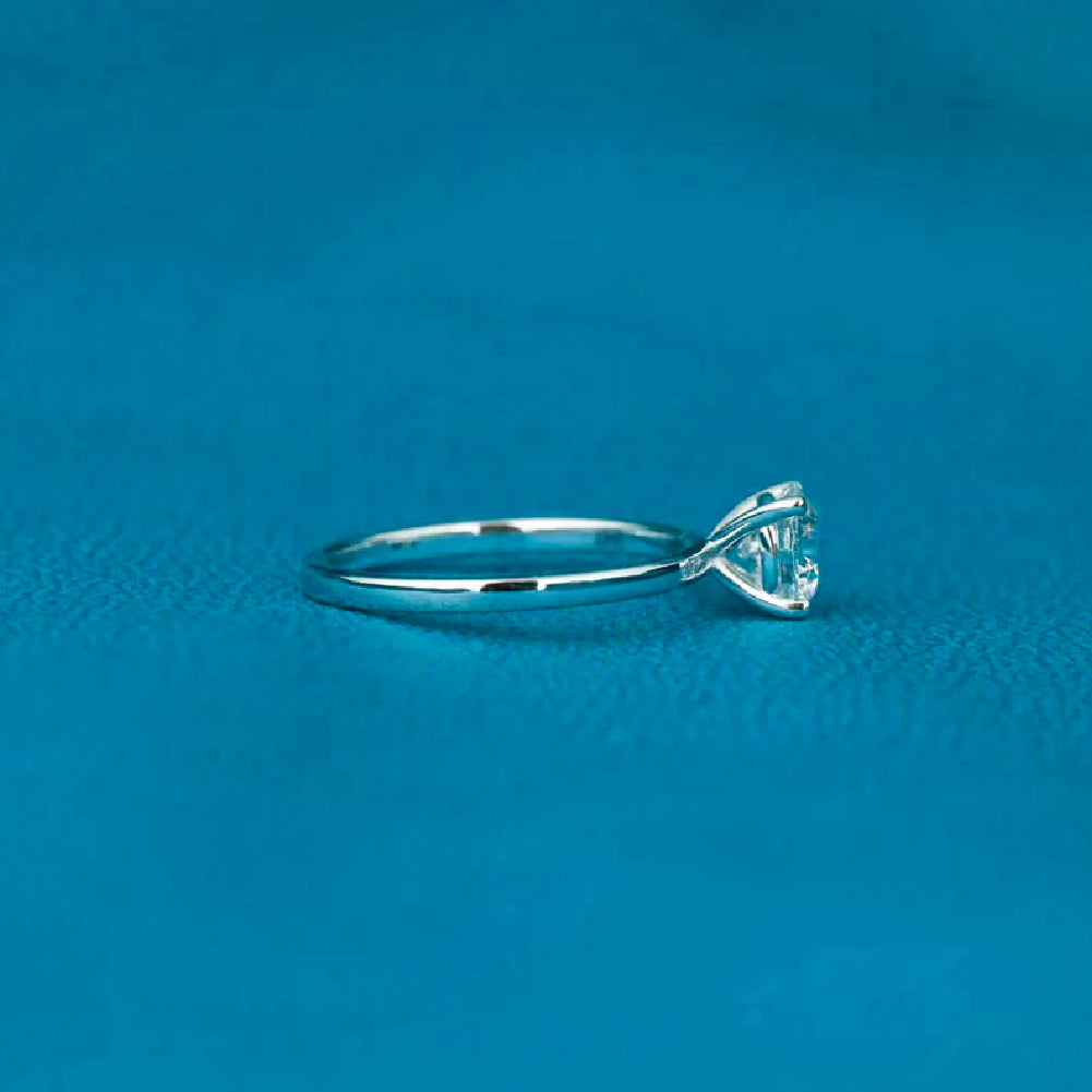 D VVS2 Super Ideal Round Lab Diamond (IGI Certified)